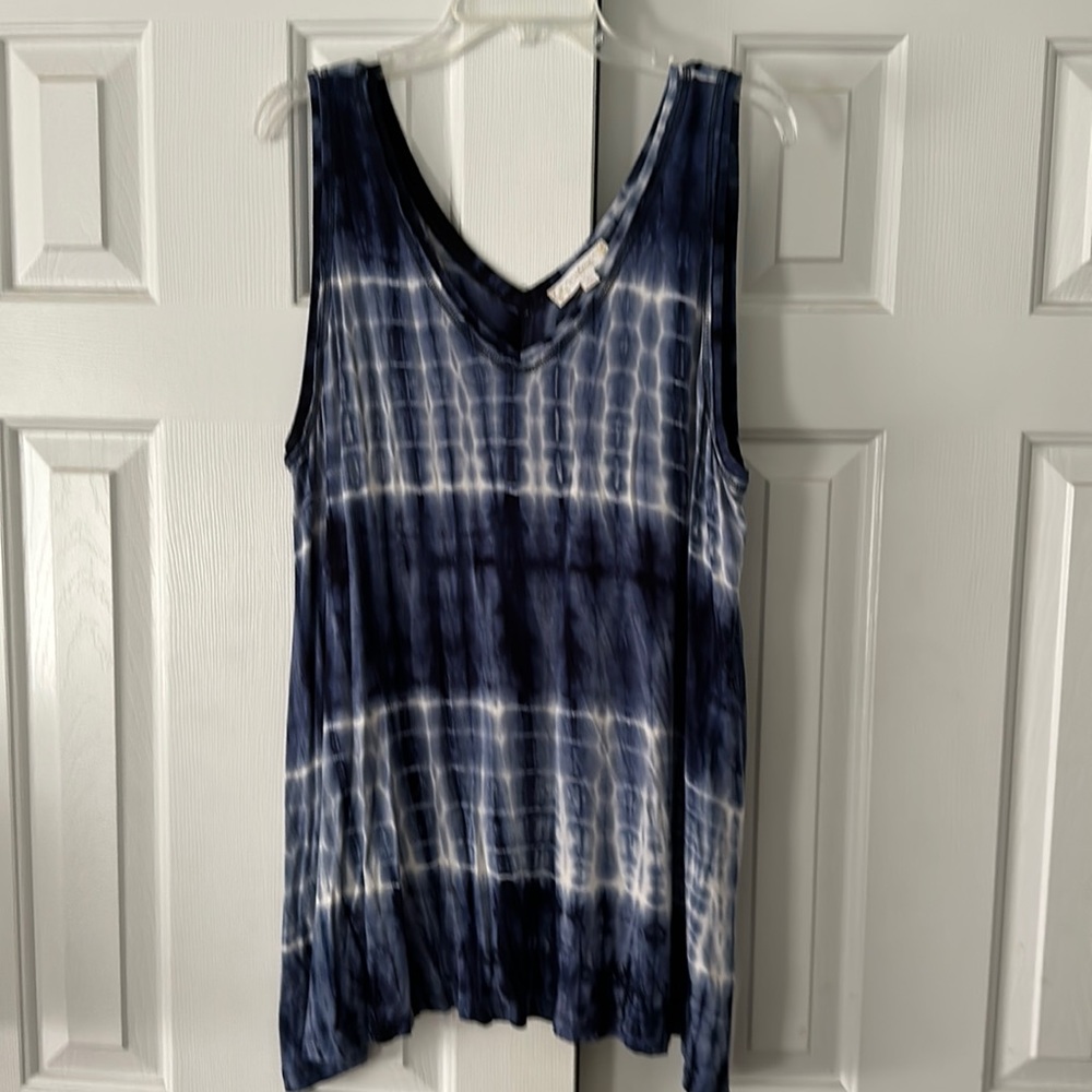 Suzanne Betro 2X tank